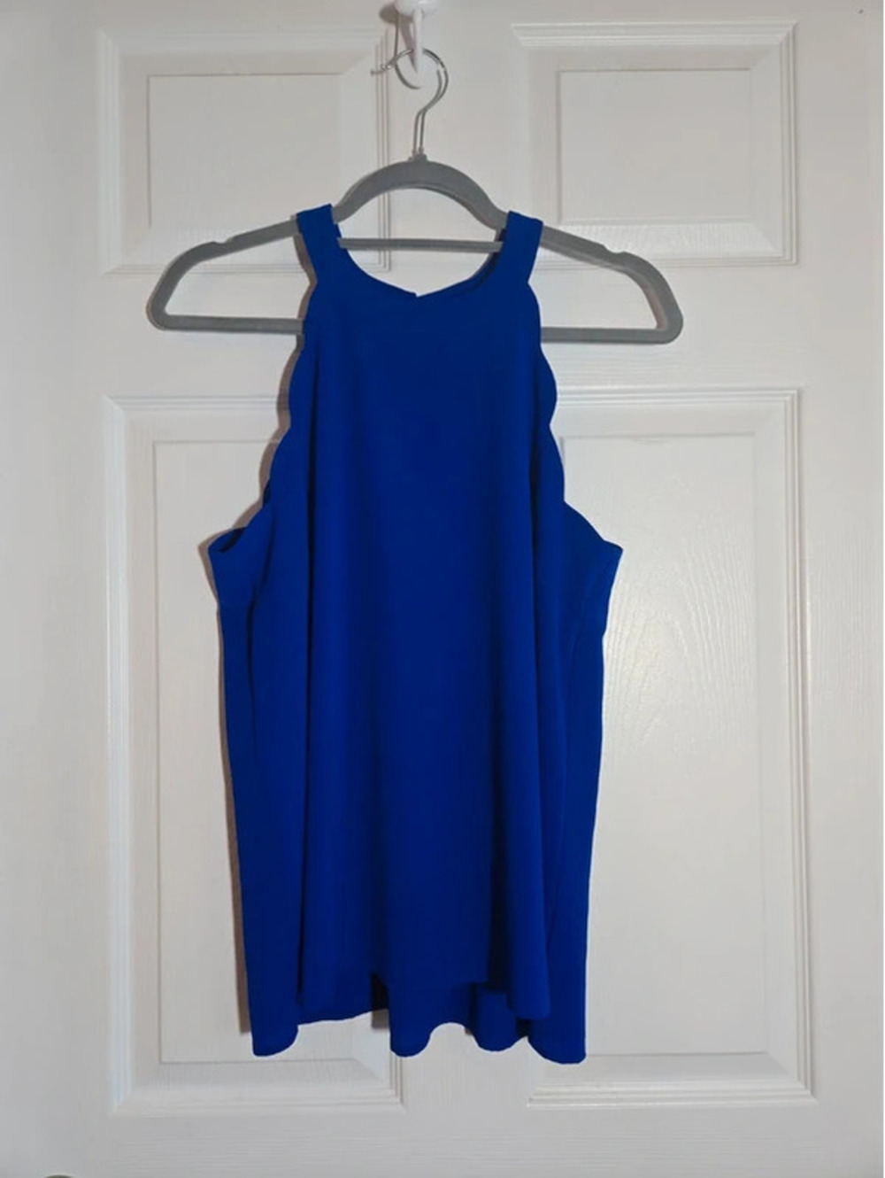 Montauk blue scalloped tank size medium
